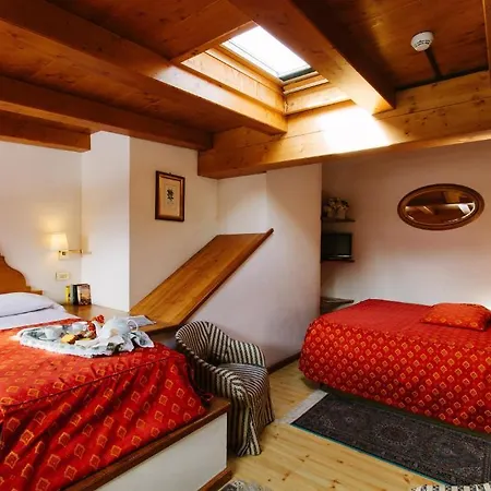 Szálloda Cornelio Cortina dʼAmpezzo
