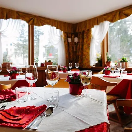 Cornelio Hotel 3*